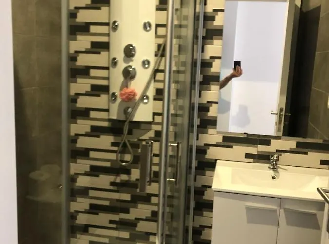 בית הארחה Moreira 284 2*