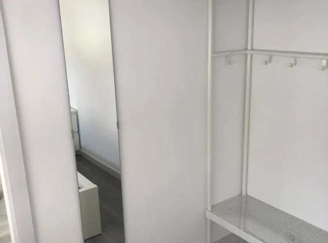 Moreira 284 בית הארחה