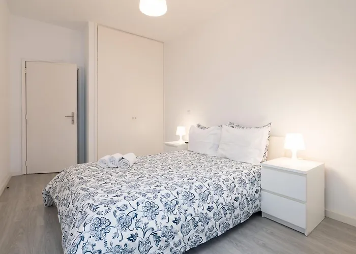 Moreira 284 2* פורטו