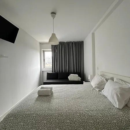 Moreira 284 Guest house 2*