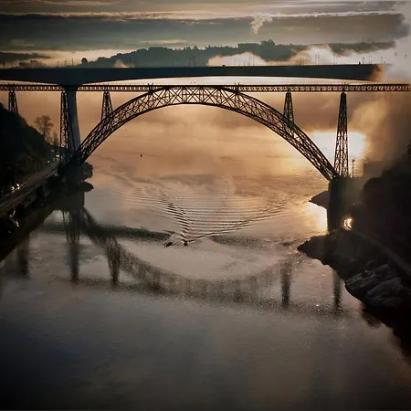 בית הארחה Moreira 284 2*