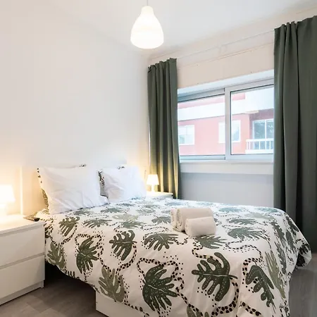 Moreira 284 בית הארחה 2*